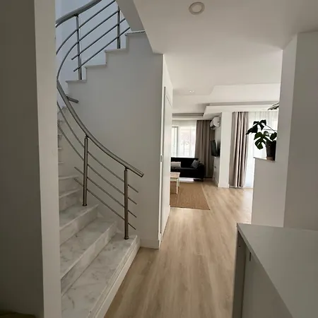 Yeni Ve Konforlu Ev Villa *