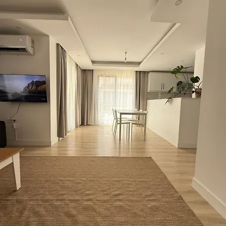 Villa Yeni Ve Konforlu Ev