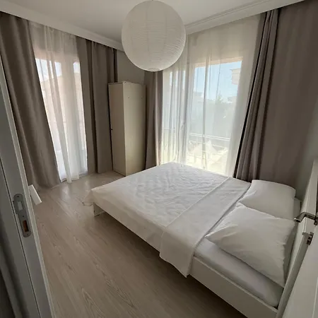 Yeni Ve Konforlu Ev Villa