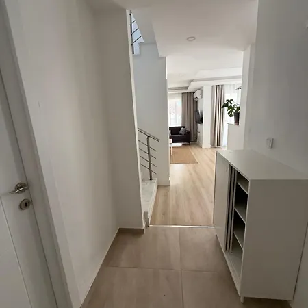 Villa Yeni Ve Konforlu Ev *